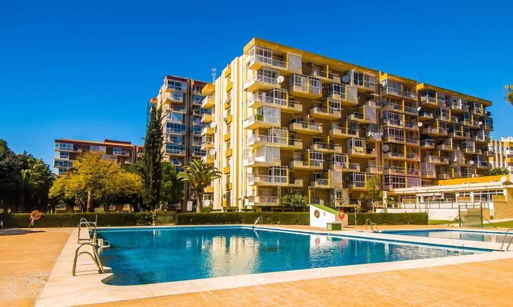Iris Benalmadena Apartment Exterior photo
